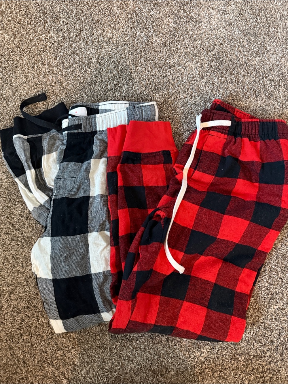 Sonoma Buffalo Plaid Lounge Pants Set in Red & Gray